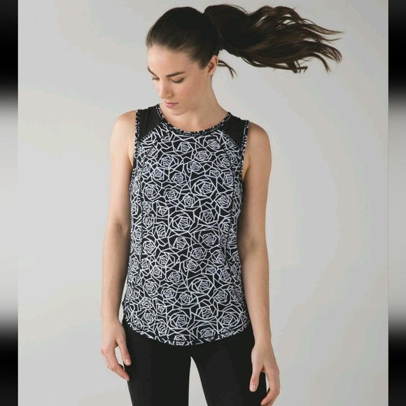 Lululemon Sculpt Tank Posey Black White / Black Size 6 - Picture 1 of 8